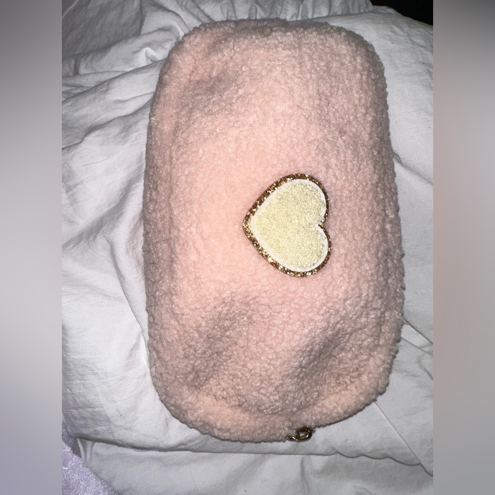 Stoney Clover Lane pouch